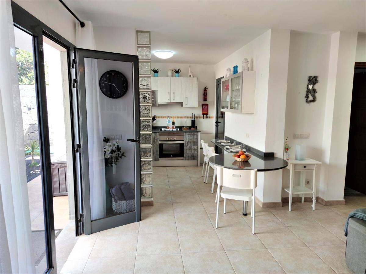 Villa Zinnia Playa Blanca  Ngoại thất bức ảnh
